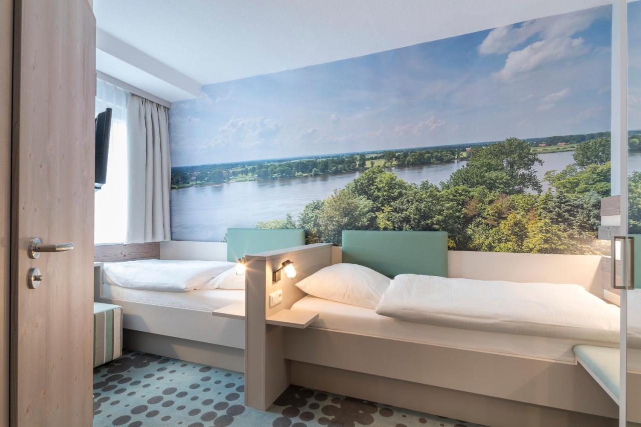 Hotel Bellevue Lauenburg Buitenkant foto